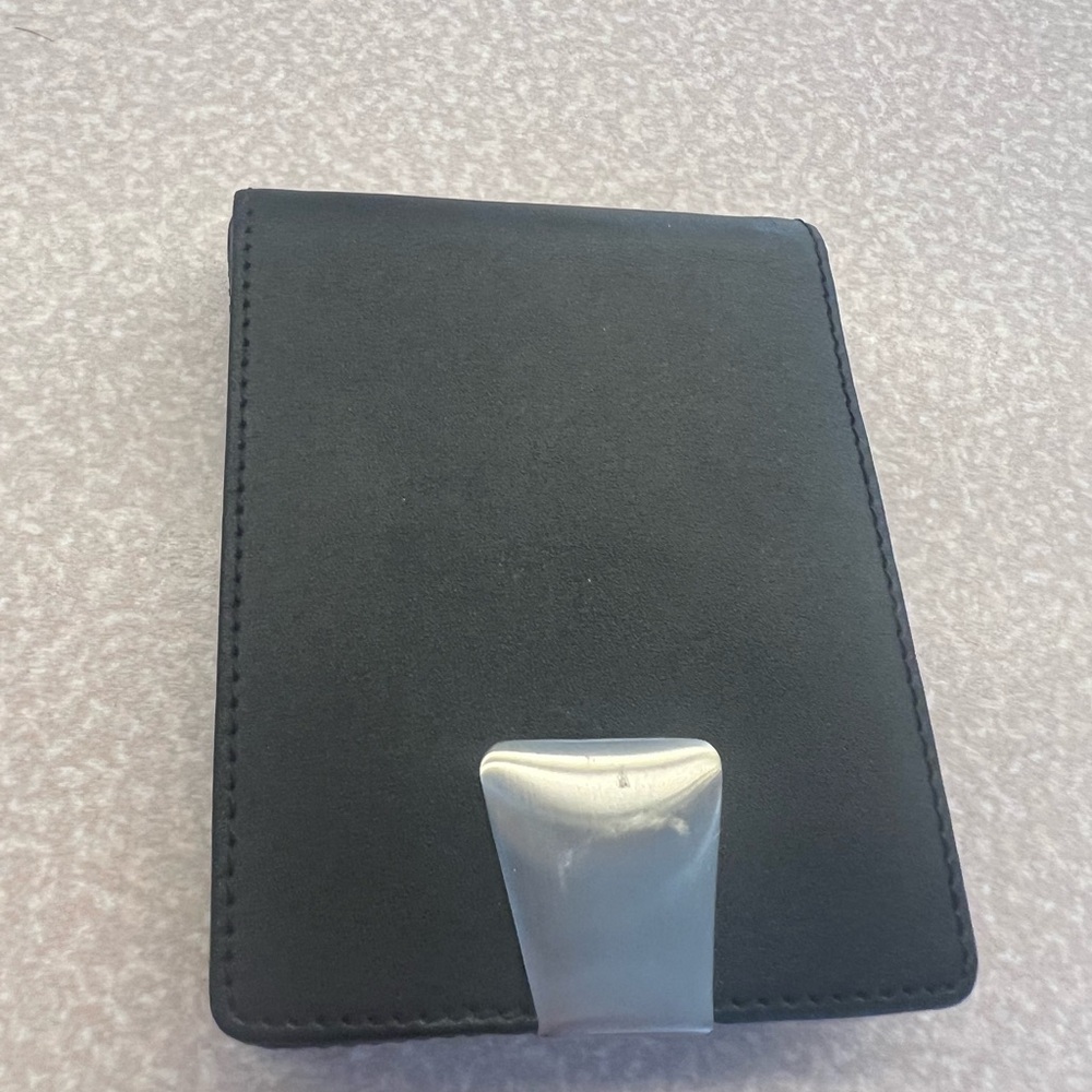Elegant Black Wallet with Silver Accent. Card and pen with spots to put cc & 🆔
